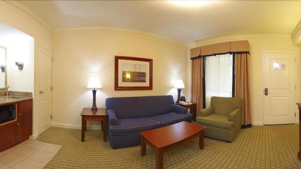Holiday Inn Resort Lake George By Ihg Exterior photo