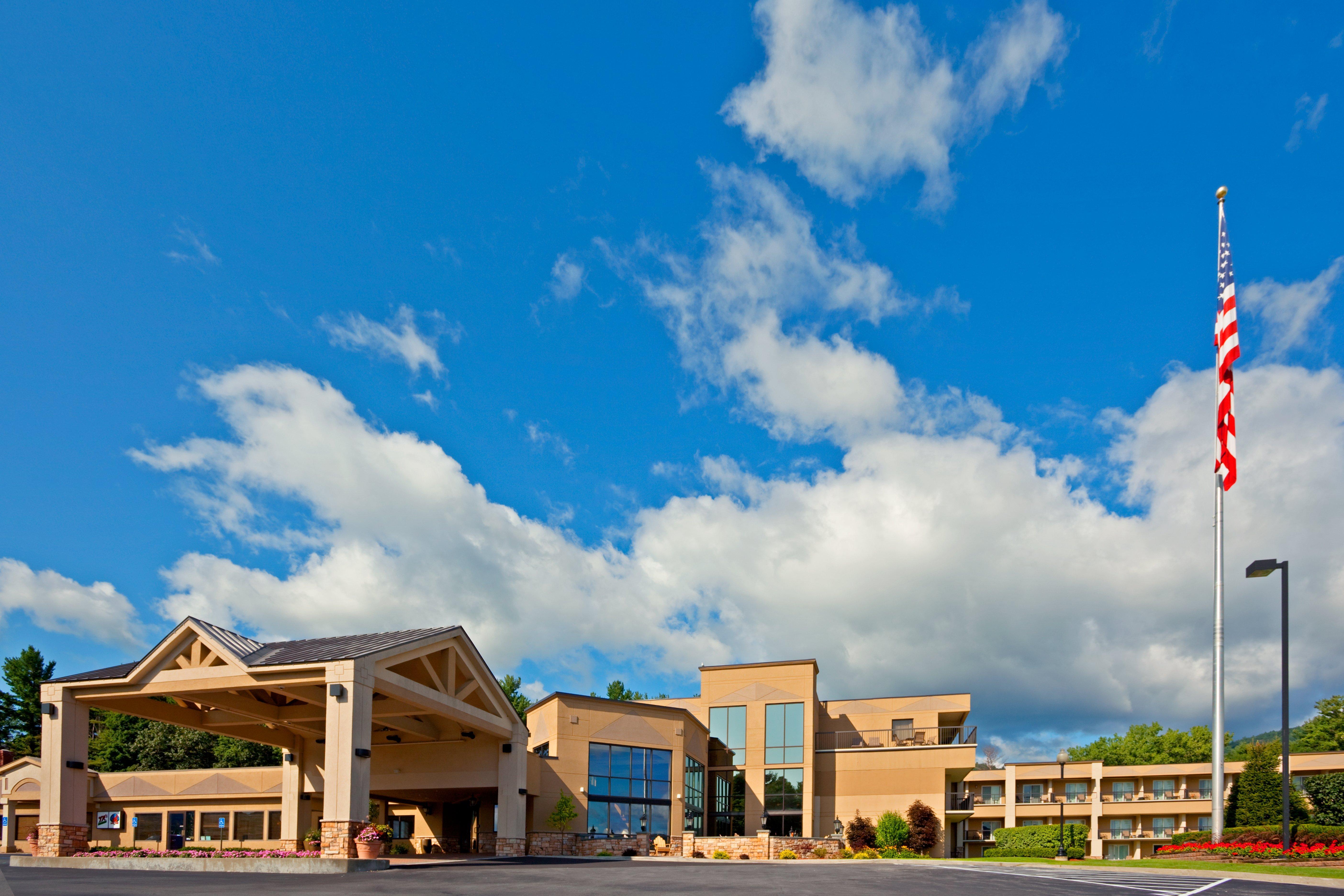 Holiday Inn Resort Lake George, An Ihg Hotel Exterior photo